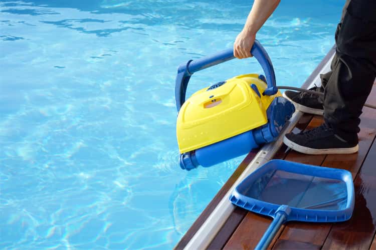 Bodenreinigung für kleine bis mittelgroße Pools SMART KLEEN Poolroboter 