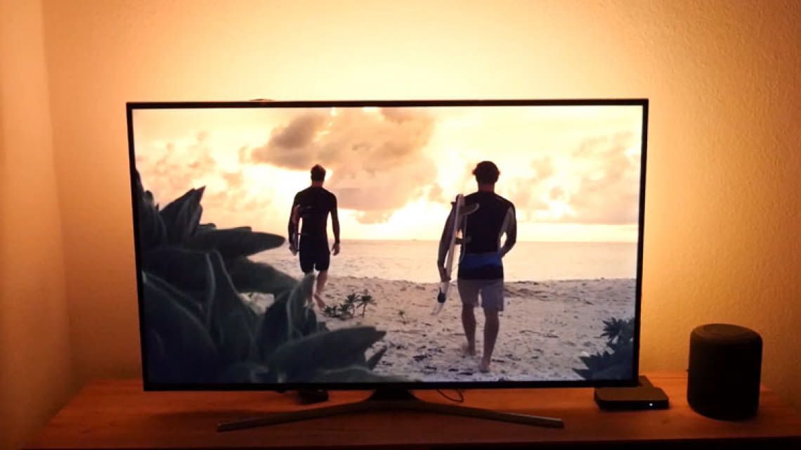 Philips Hue Play Gradient Lightstrip Fur Ambilight Im Test Damit werden die in einem film dargestellten farben wiedergegeben. philips hue play gradient lightstrip