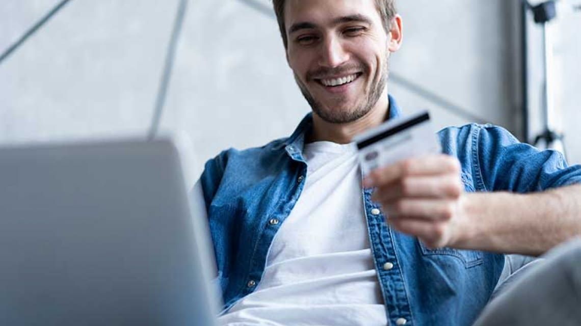 Amazon Kreditkarte mit 50 Euro Guthaben sichern - so geht's