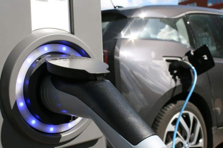 Das Elektroauto als das Automobilkonzept der Zukunft schlechthin – Eine realistische Vorstellung?