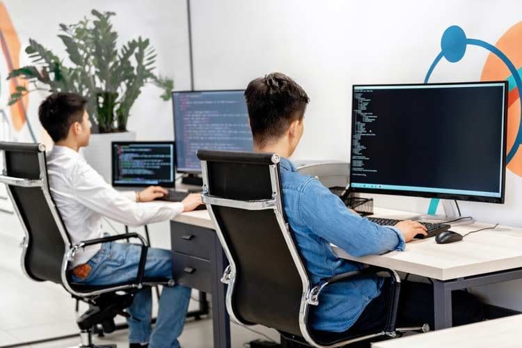 L'efficienza può essere aumentata con un posto di lavoro ben attrezzato