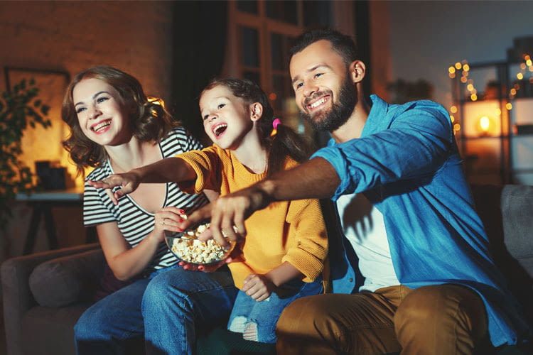 Zattoo Ultimate Abo abschließen und einen von zwei LG 4K-fähigen Smart TVs gewinnen!
