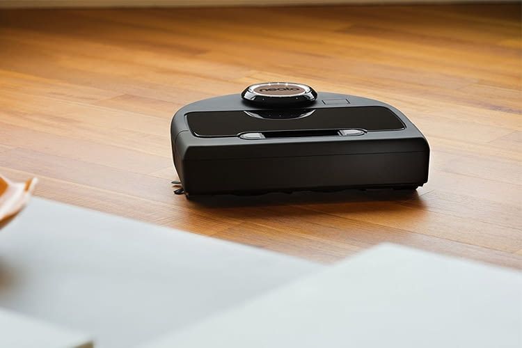 Neato Botvac Connected ist mit Alexa Sprachbefehlen steuerbar