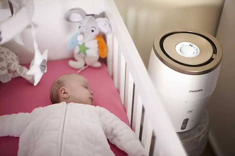 Der Philips Luftbefeuchter HU4811/10 sorgt für gutes Raumklima