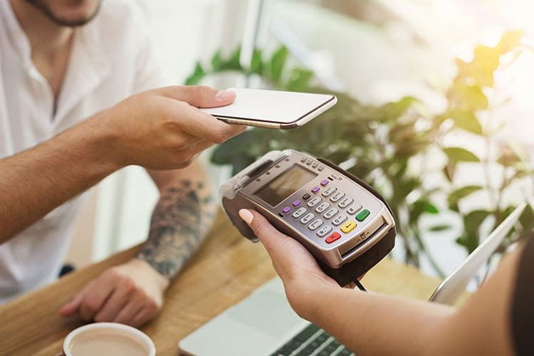 Il servizio di pagamento Apple Pay offre molti modi per rendere i pagamenti mobili più sicuri