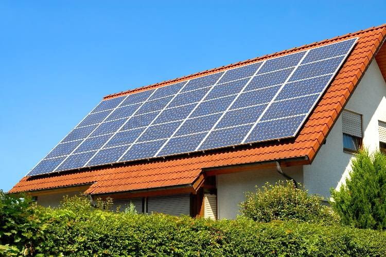 Lohnen sich PV-Anlagen ohne Einspeisung ins öffentliche Netz?