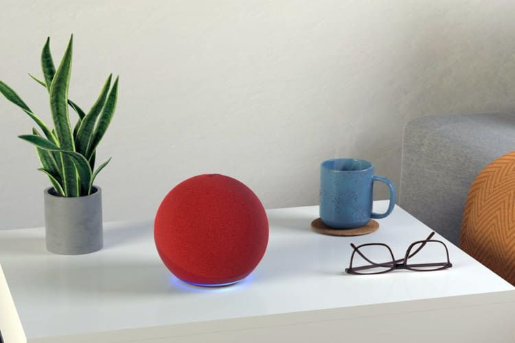 Wer einen roten Amazon Echo 4 kauft, fördert Hilfesprojekte