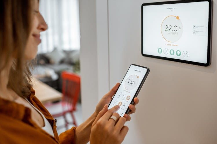 Hama Smart Home denkt für wertvolle Energieeinsparungen mit