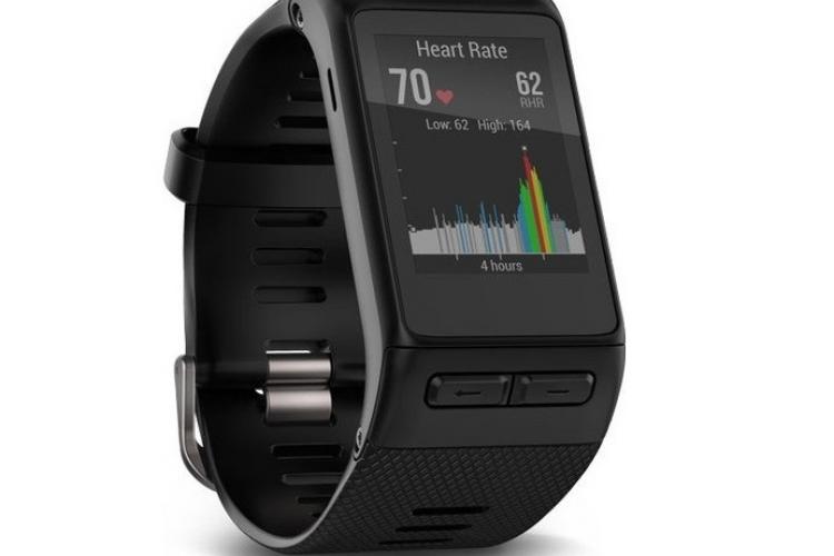 Der vivoactive HR Fitness-Tracker von Garmin