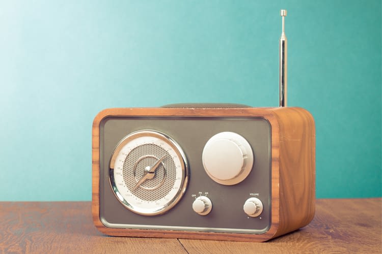 Ascoltate in streaming la stazione radio giusta per ogni situazione con le abilità radiofoniche di Alexa