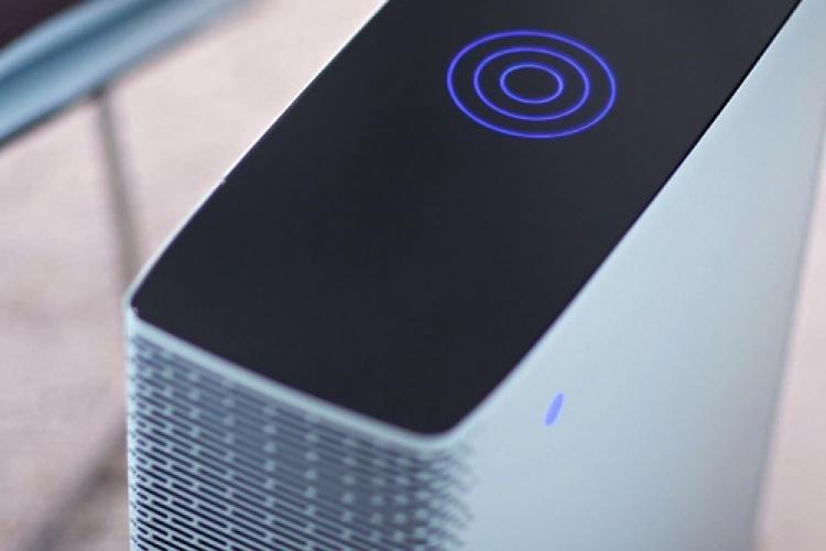 Purificatore d'aria Blueair Sense+ con comando gestuale