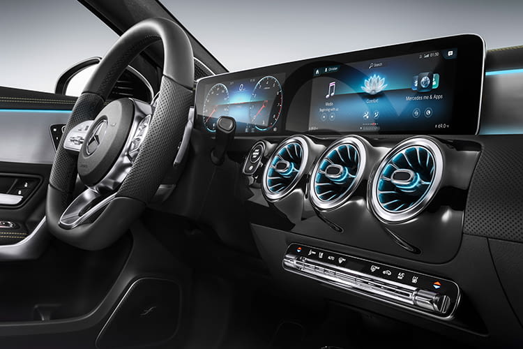 Mercedes will seinen Fahrern mit dem MBUX Infotainment-System ein neues Nutzererlebnis bieten