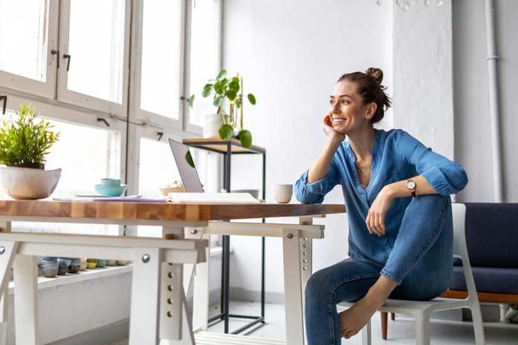 Schon mit wenigen Maßnahmen wird der Tag im Home Office sicherer und entspannter