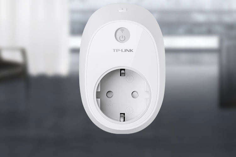 Mit der Kasa Smart HS100 WLAN-Steckdose lassen sich auch herkömmlichen elektrischen Geräte smart nachrüsten