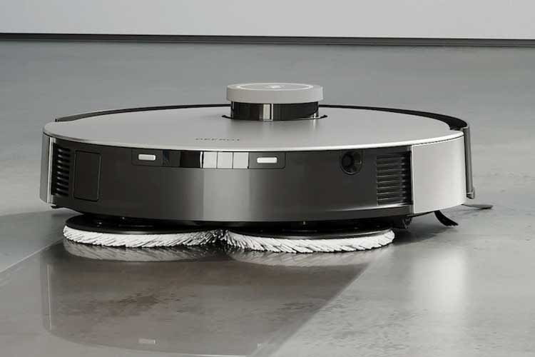 ECOVACS Deebot X1 Omni punktet auf der Unterseite mit zwei effektiven Wischmopps