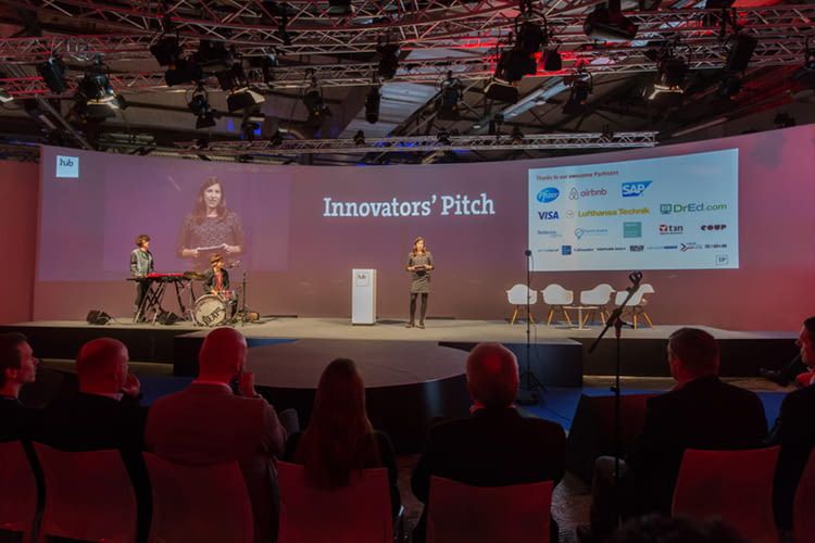 Vorhang frei für junge Unternehmer und ihre neuartigen Ideen auf dem Innovator’s Pitch