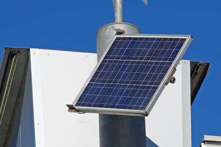 Vi spieghiamo cosa devono sapere i principianti delle centrali elettriche da balcone.
