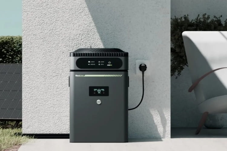 Mit seinem neuen maxxicharge V" System will maxxisun das Balkonkraftwerk revolutionieren
