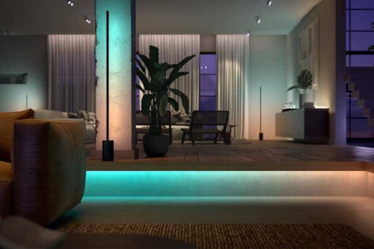 Mit dem Philips Hue Ambiance Gradient Lightstrip sorgen Nutzer für ein ganz besonders Licht-Ambiente
