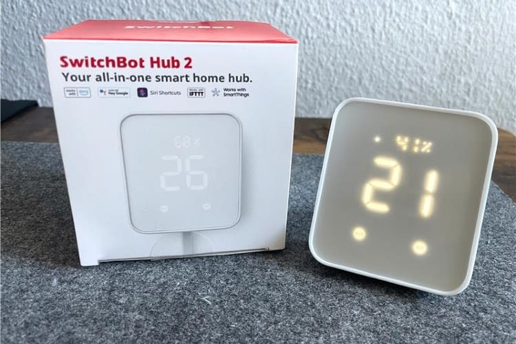 Der Switch Bot hub 2 vereint vier Geräte in Einem. Wir haben ihn getestet