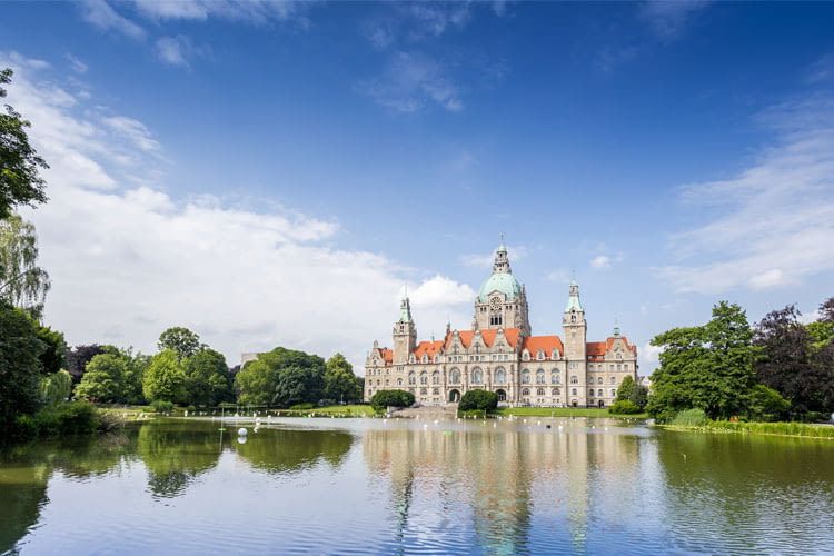 Passenden Photovoltaik Elektriker und Anbieter in Hannover finden.