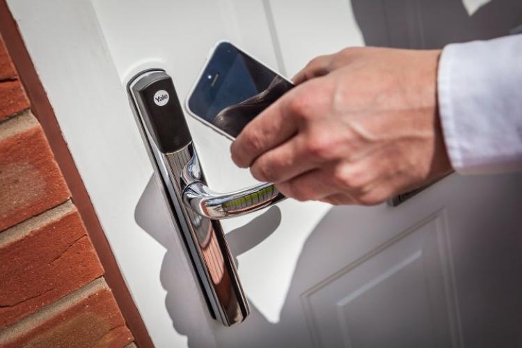 Yale Conexis L1 Smart Door Lock mit Appsteuerung