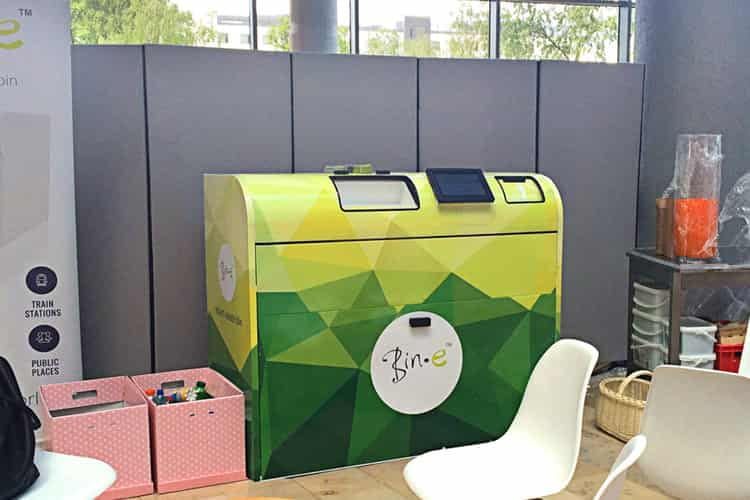 Die smarte Mülltonne Bin-e sorgt für effiziente Mülltrennung und -entsorgung