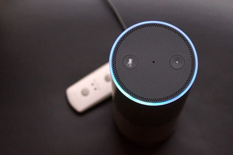 Ein Amazon Echo verbraucht auch dann Strom, wenn er gerade keine Aufgaben erledigt