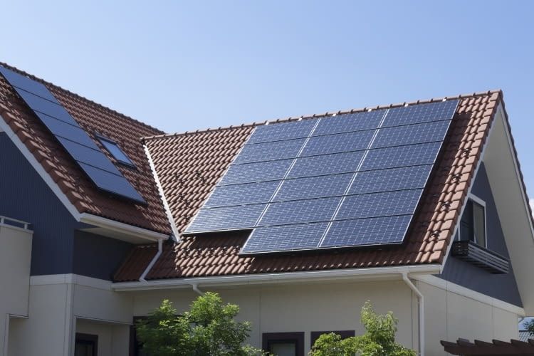 Solaranlage erhöhen die Energieeffizienz und verbessern somit die Nachhaltigkeit