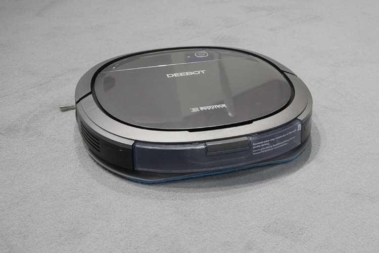 ECOVACS DEEBOT OZMO Slim10: Der flache Saugroboter mit einem Wassertank ausgestattet