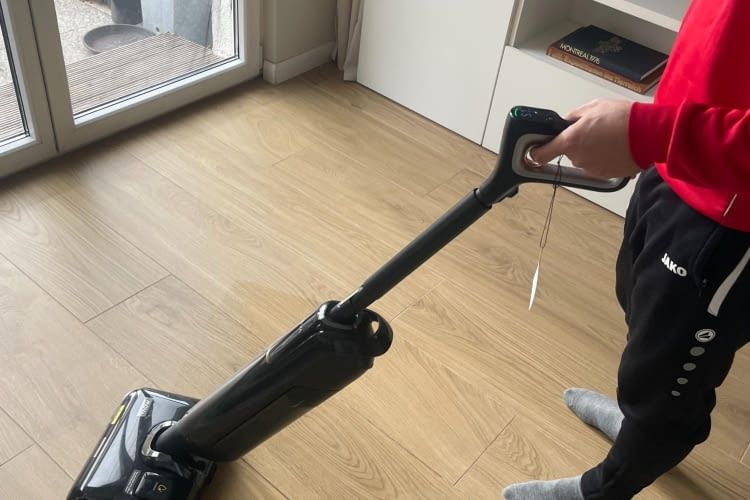 Wir haben den Mova M50 Ultra Wischsauger ausführlich getestet