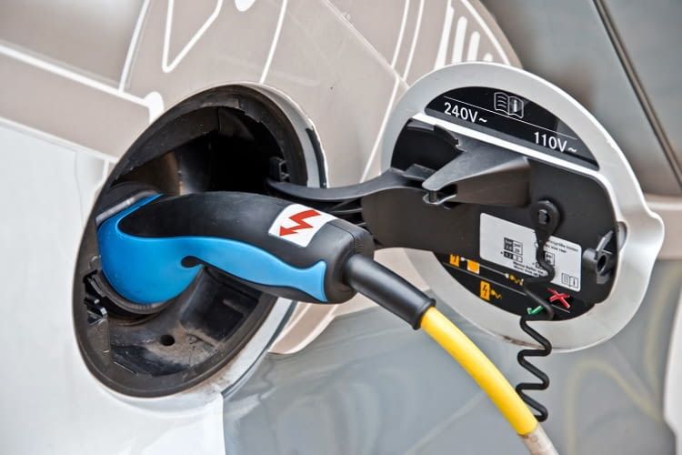 Tipps zum richtigen Elektroauto Akku Laden - was Batterien mögen & was nicht