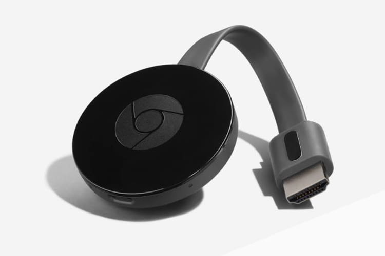 Google Chromecast arbeitet perfekt mit Google Home zusammen und erlaubt sprachgesteuertes Streaming