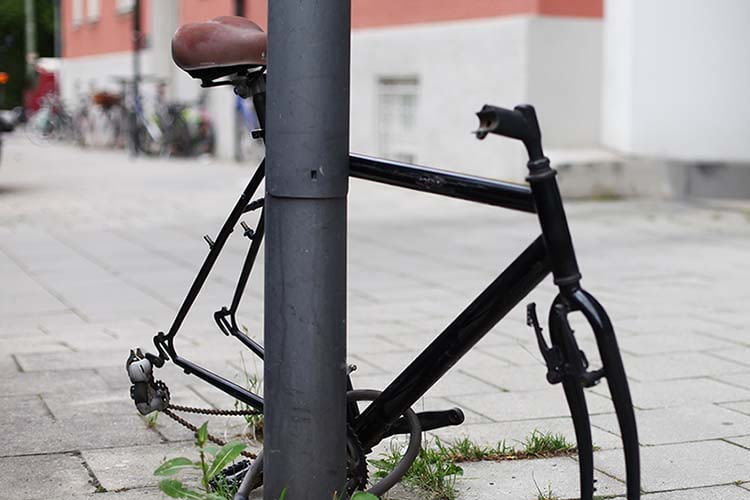 Die mutwillige Zerstörung von Fahrradkomponenten ist für Fahrradbesitzer ärgerlich und teuer