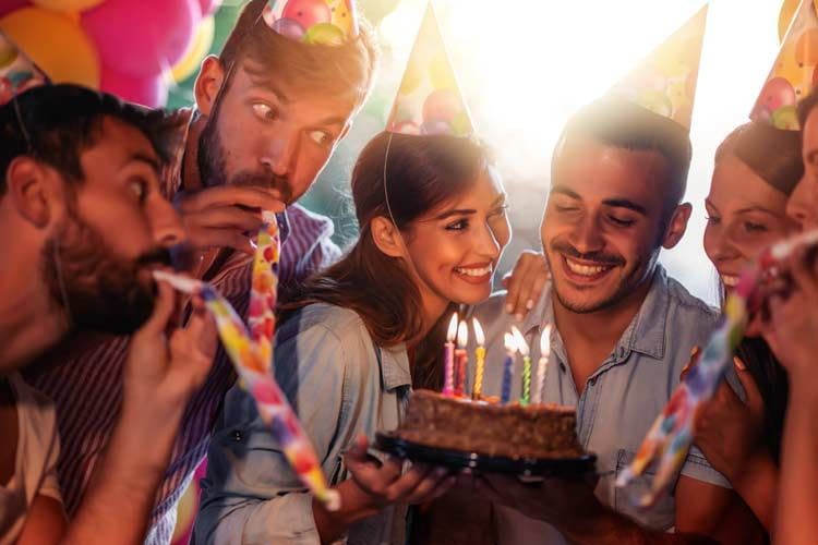 Gli auguri non sono mai abbastanza