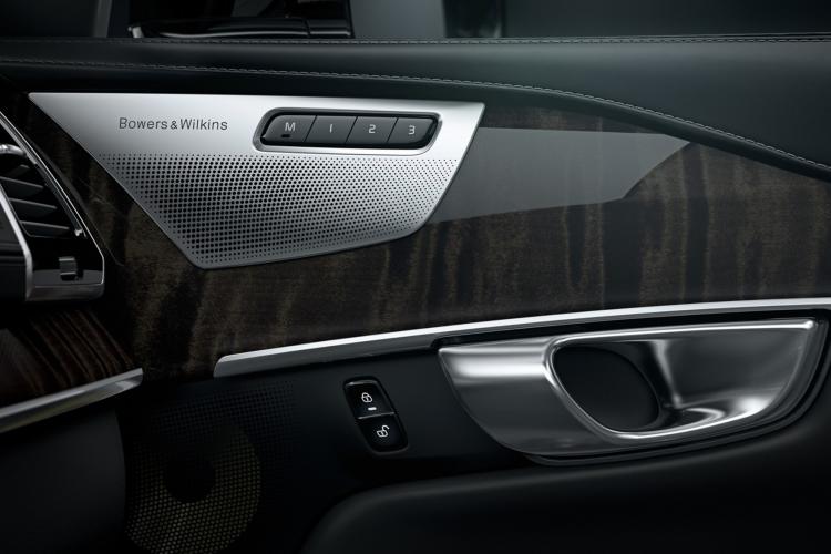 Abbildung Bowers & Wilkins Auto HiFi
