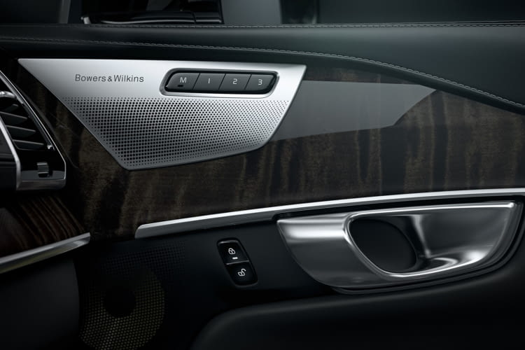 Abbildung Bowers & Wilkins Auto HiFi