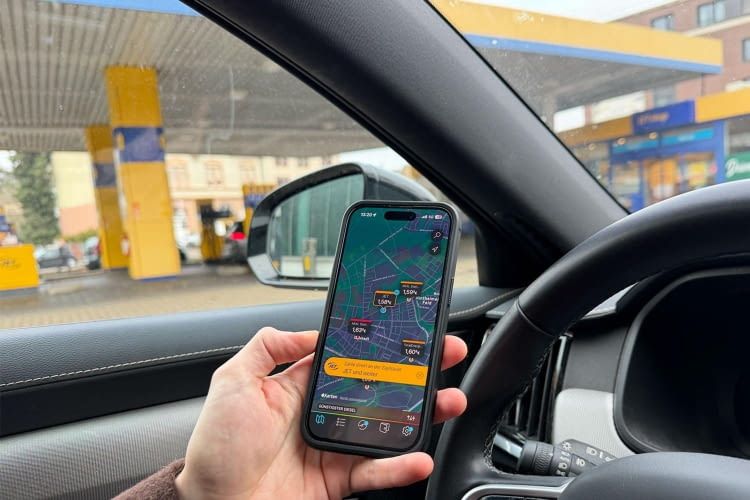 Wie praktisch ist die digitale Tankkarte wirklich?