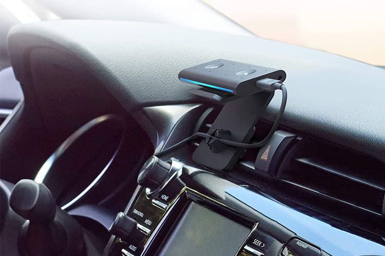 Alexa Adpater gibt es viele, aber Echo Auto kann für weniger Kompatibilitätsprobleme sorgen