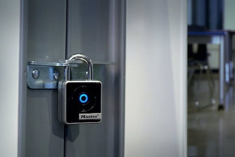 Master Lock Connected Bluetooth Smart Vorhängeschloss 4401EURDLH