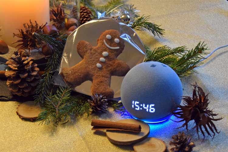 Alexa Lautsprecher spielen auf Zuruf Weihnachtssongs