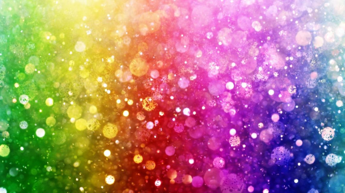 Leuchte in Regenbogenfarben, wenn die Sonne untergeht