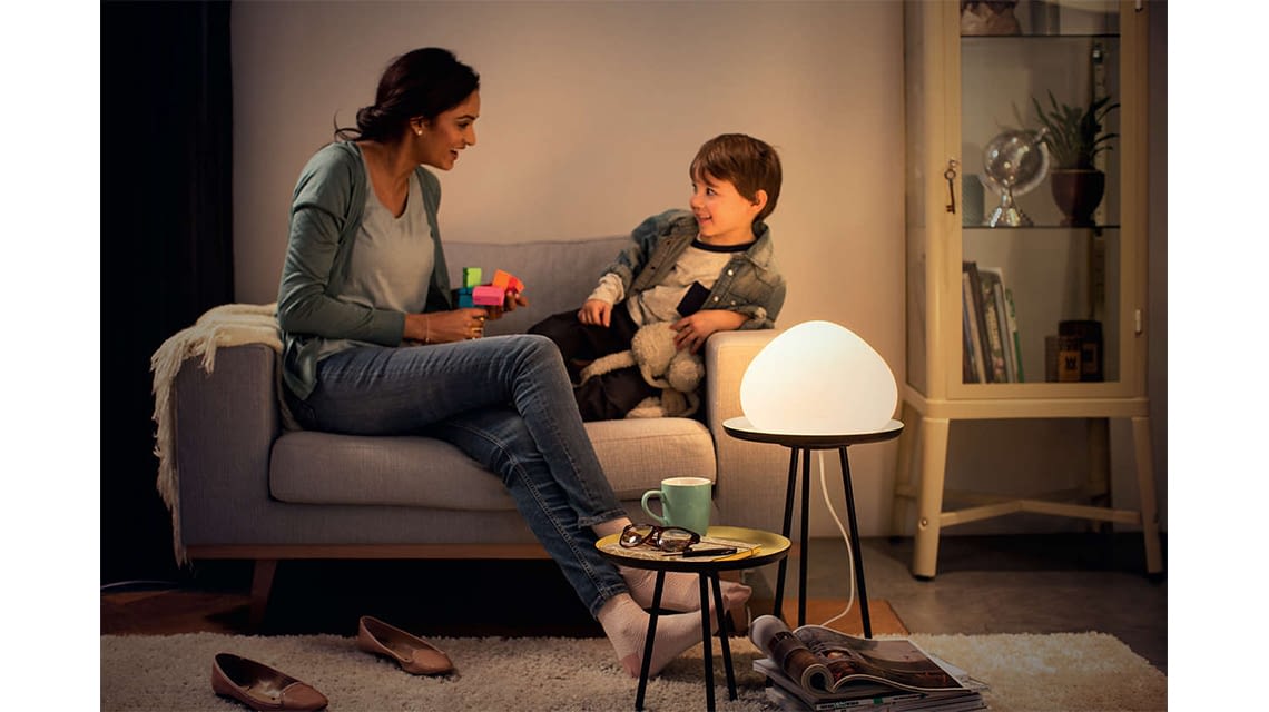 Philips Hue Tischleuchte Wellner
