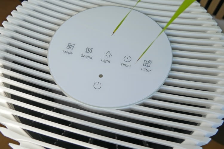 Feinfühliges Touchpanel: Alle wichtigen Grundeinstellungen lassen sich mit einem Fingerdruck auswählen.