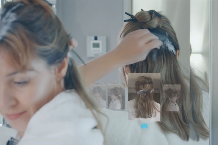 La visualizzazione 4D aiuta a truccarsi e a realizzare acconciature complicate