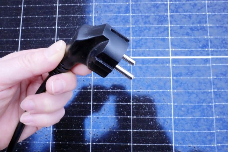 Schuko-Stecker, wie dieser, gehören inzwischen zur Standard-Ausstattung
