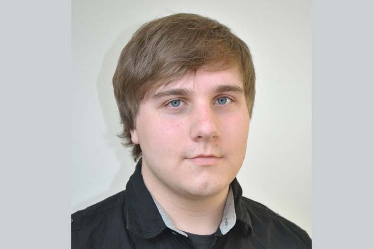 Lukas Knöller ist erreichbar unter support@hobbyblogging.de