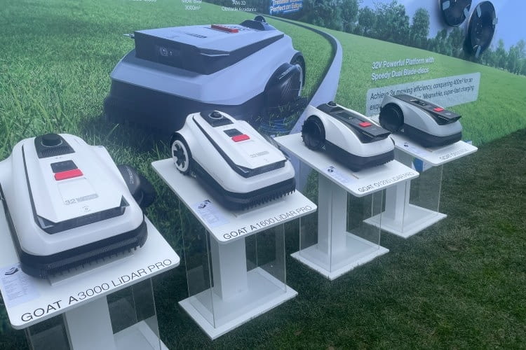 Das neue ECOVACS M&auml;hroboter Line-Up f&uuml;r 2026