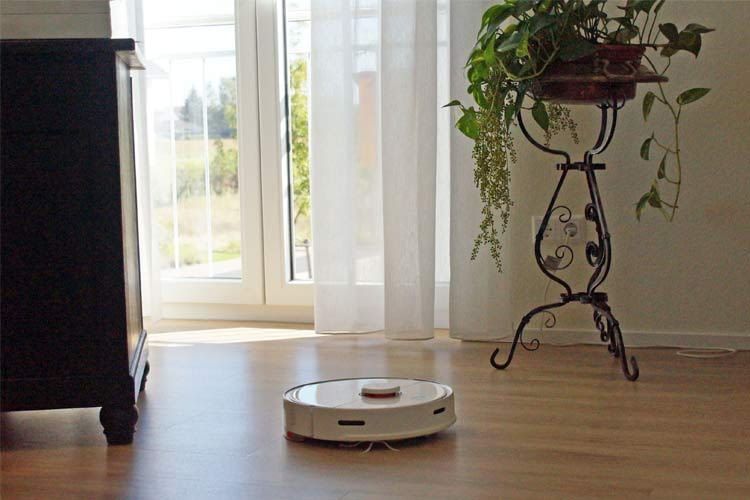 Most modern cleaning robots are app or voice controllable