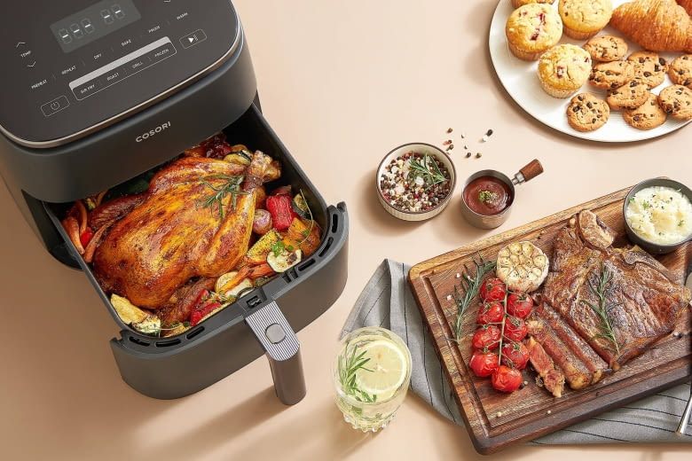 Eine Heißluftfritteuse kann viele verschiedene Gerichte zubereiten